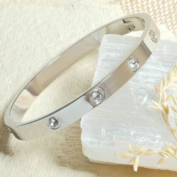 Stainless Steel Contemporary Silver Plated Anti-Tarnish Bracelet