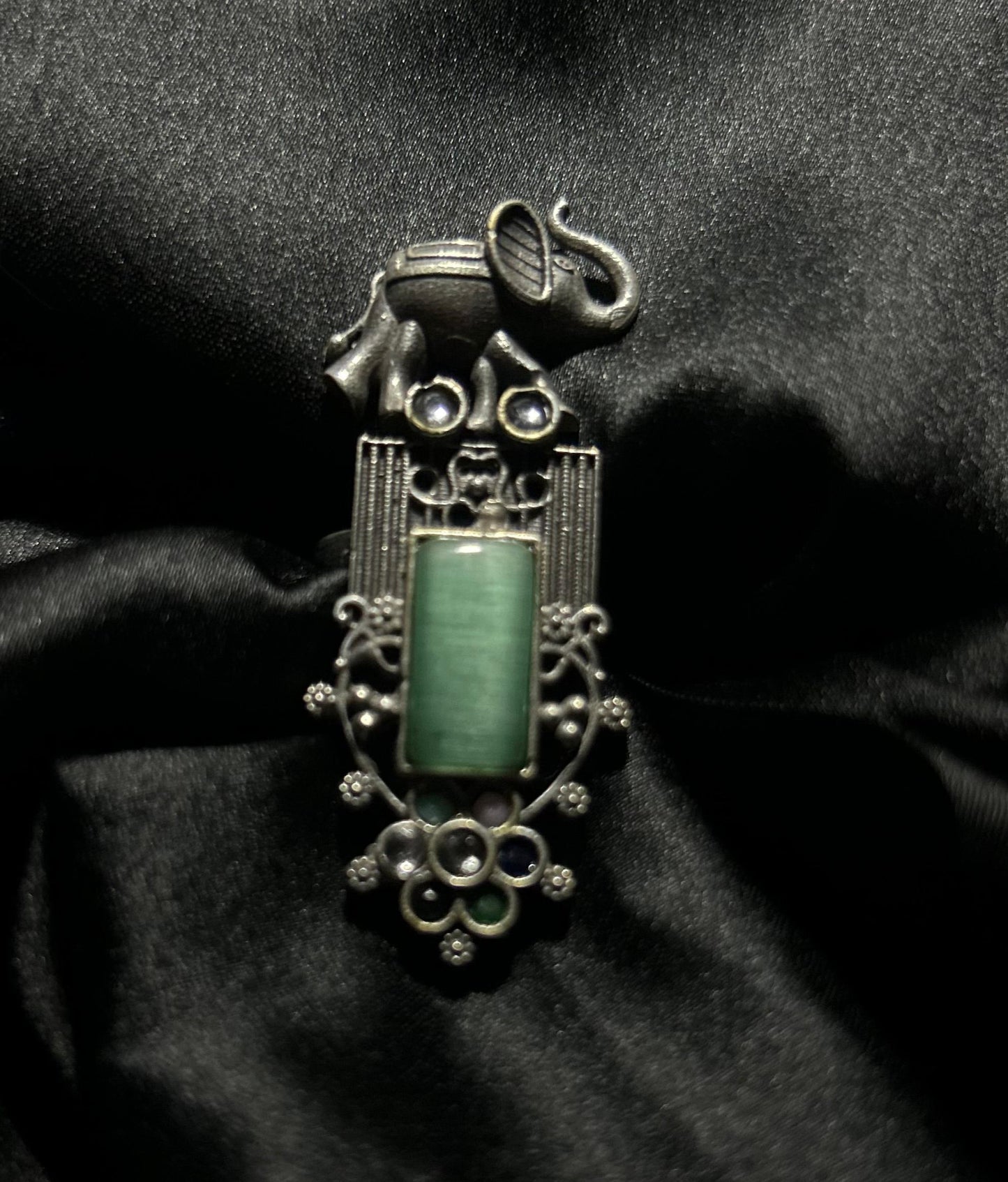 Monalisa Stone with Elephant ring