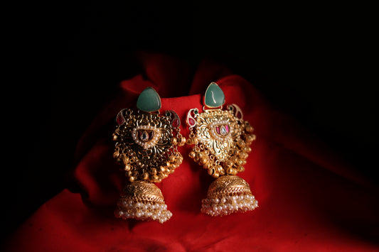 Kashmiri kundan jhumkas