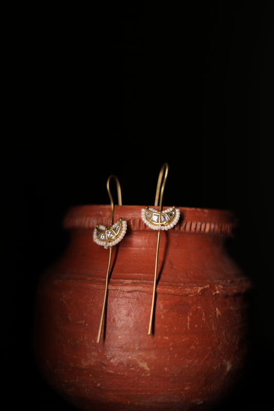 Maharashtrian kundan ear cuff earring